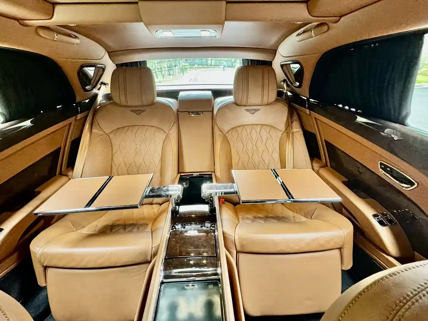 Bentley Mulsanne 2017 6.8T Long Wheelbase фото 9