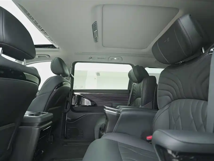GAC Trumpchi Trumpchi M8 2024 Master Series Super Hybrid фото 22