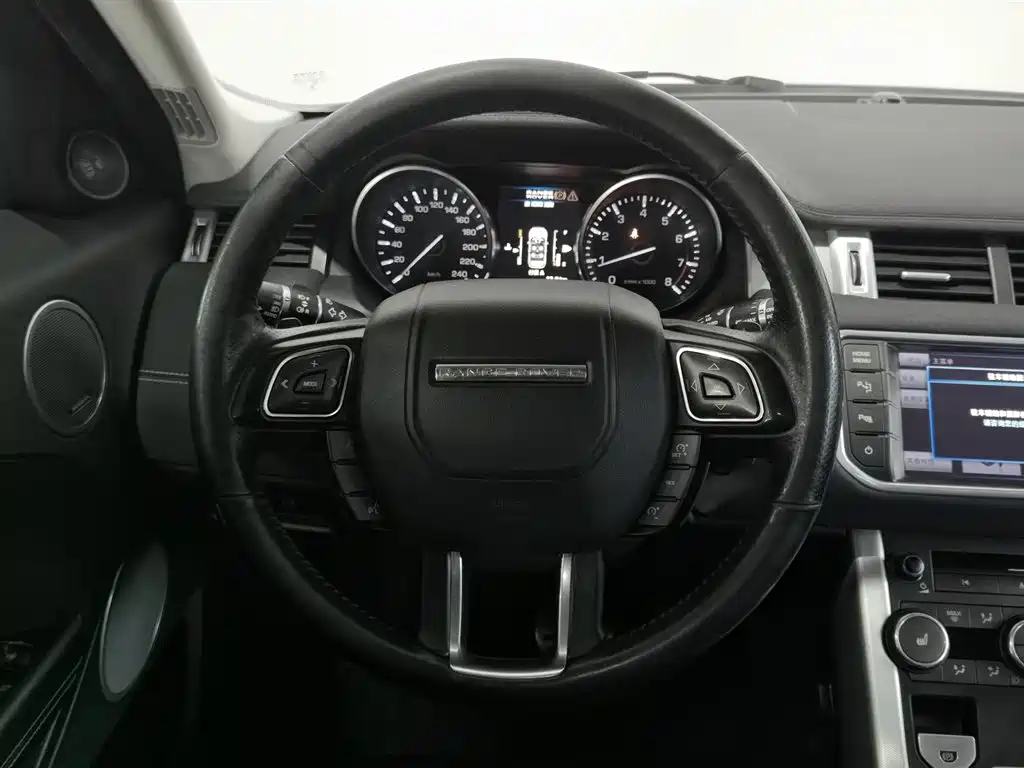 Land Rover Range Rover Evoque (Import) 2012 2.0T 3-door Sport Edition фото 11