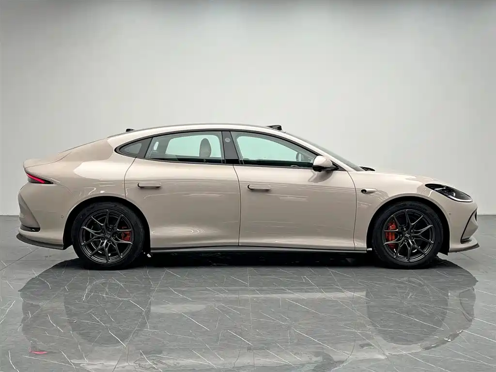 ZHIJI AUTOMOBILE ZHIJI L6