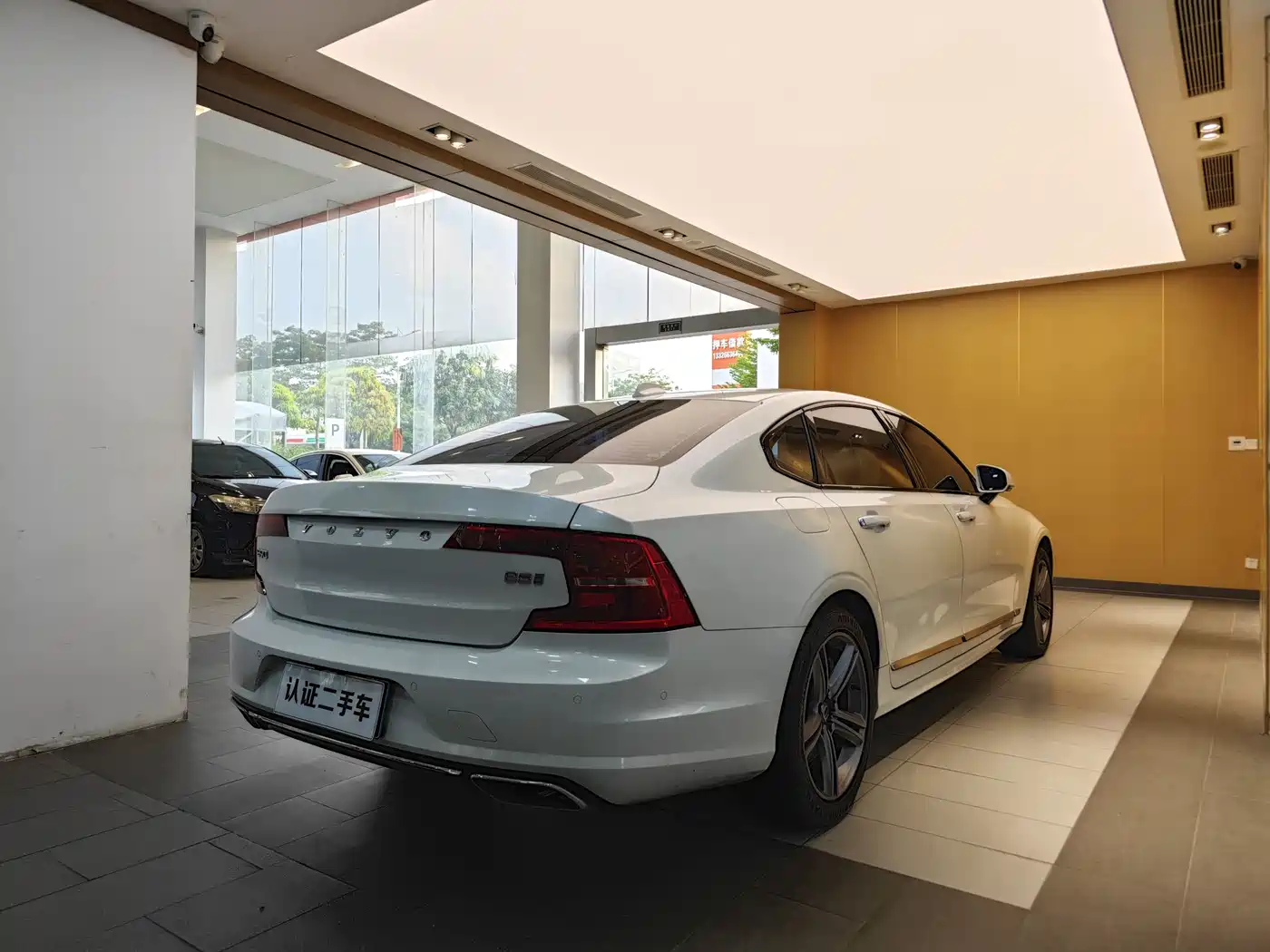 Фото 31 - Volvo S90
