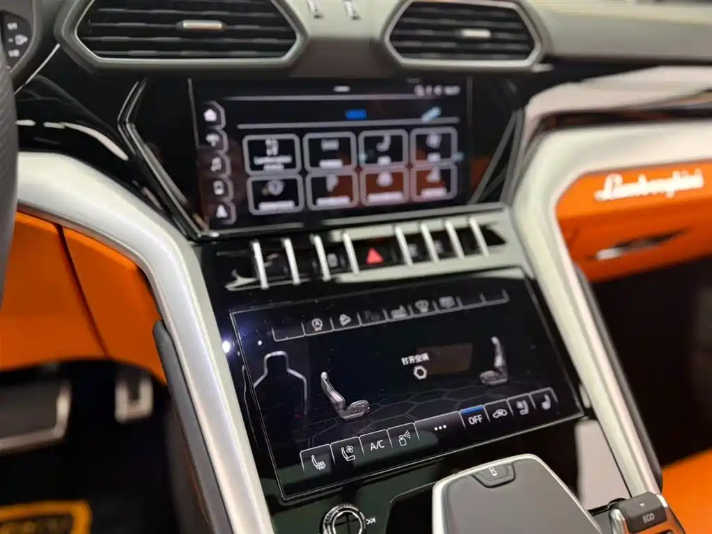 Lamborghini Urus 2021 4.0T V8 фото 6