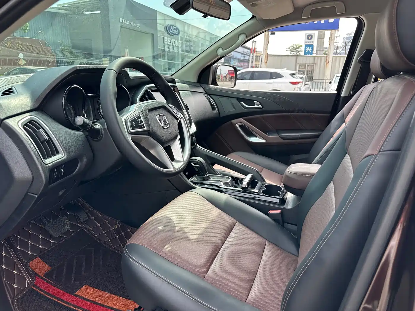 Jiangling Yusheng S350 2016 2016 2.4T Automatic 2WD Diesel Luxury 5-seater
