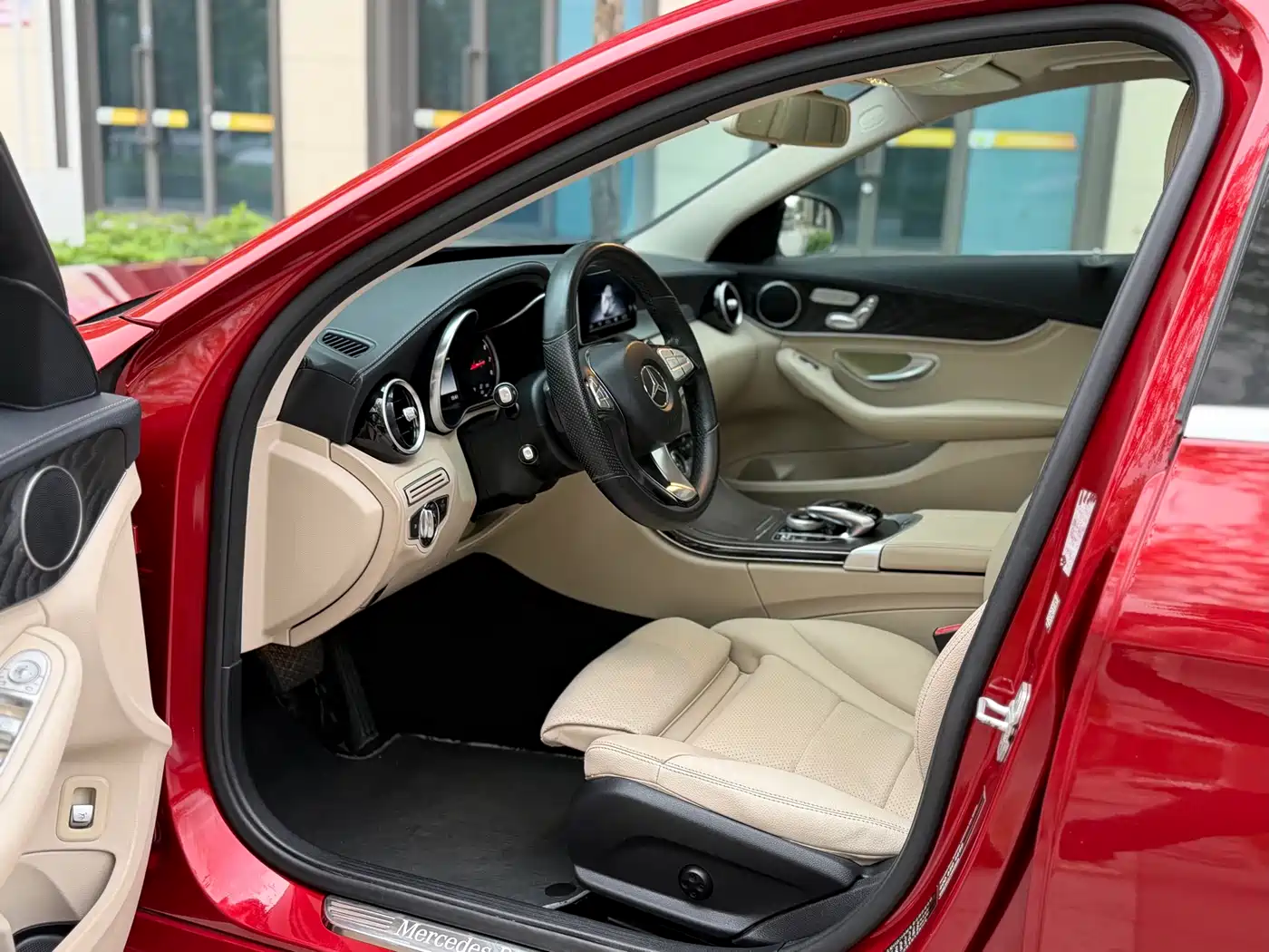 Mercedes-Benz C-Class 2015 C 200 L Sport фото 9