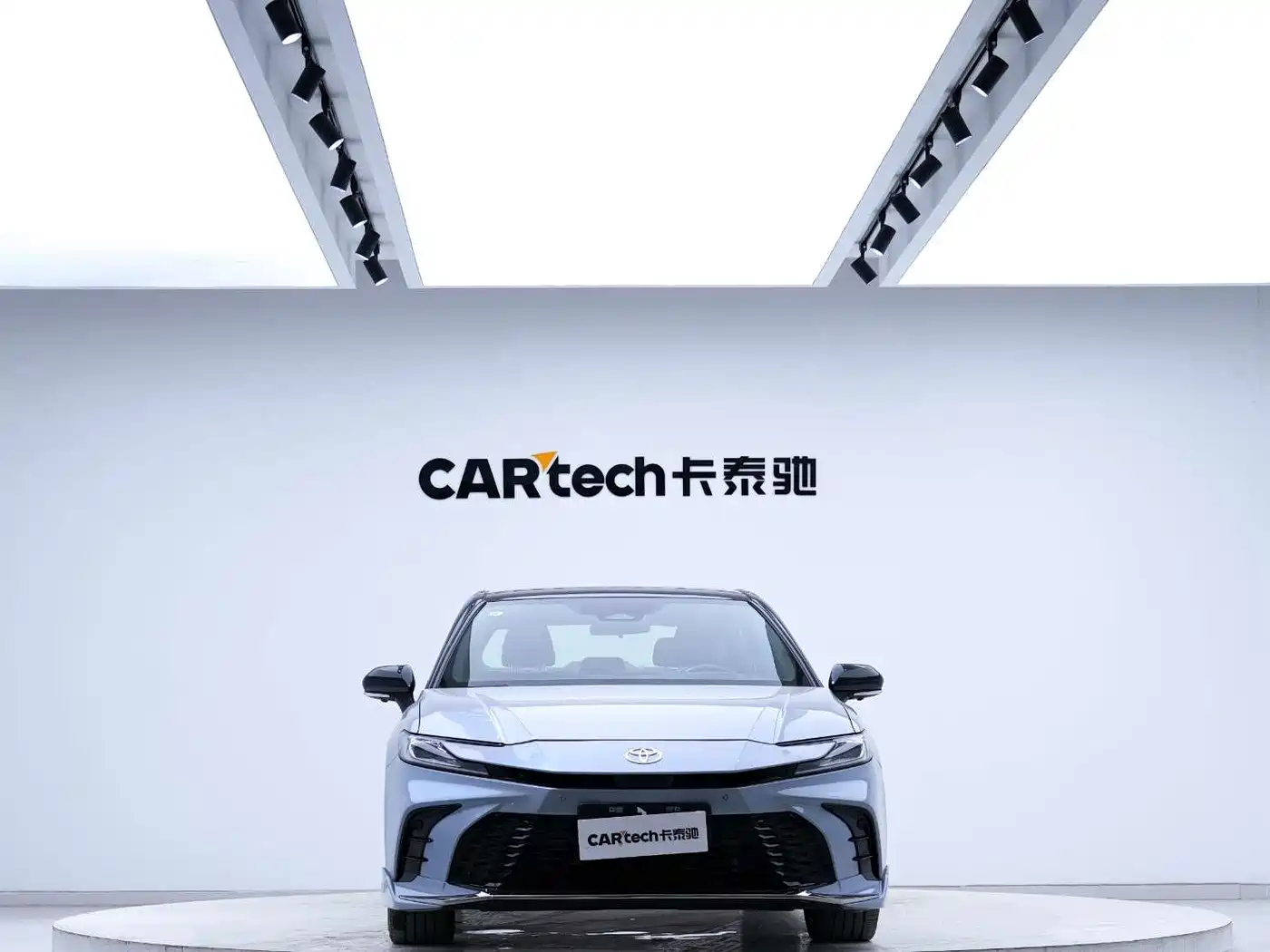 Toyota Camry 2024 Model Dual Hybrid 2.0HXS Sport Plus Edition фото 5
