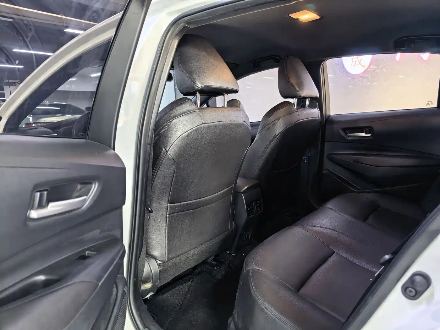 Toyota Levin 2021 TNGA 1.5L CVT Progressive Edition фото 6