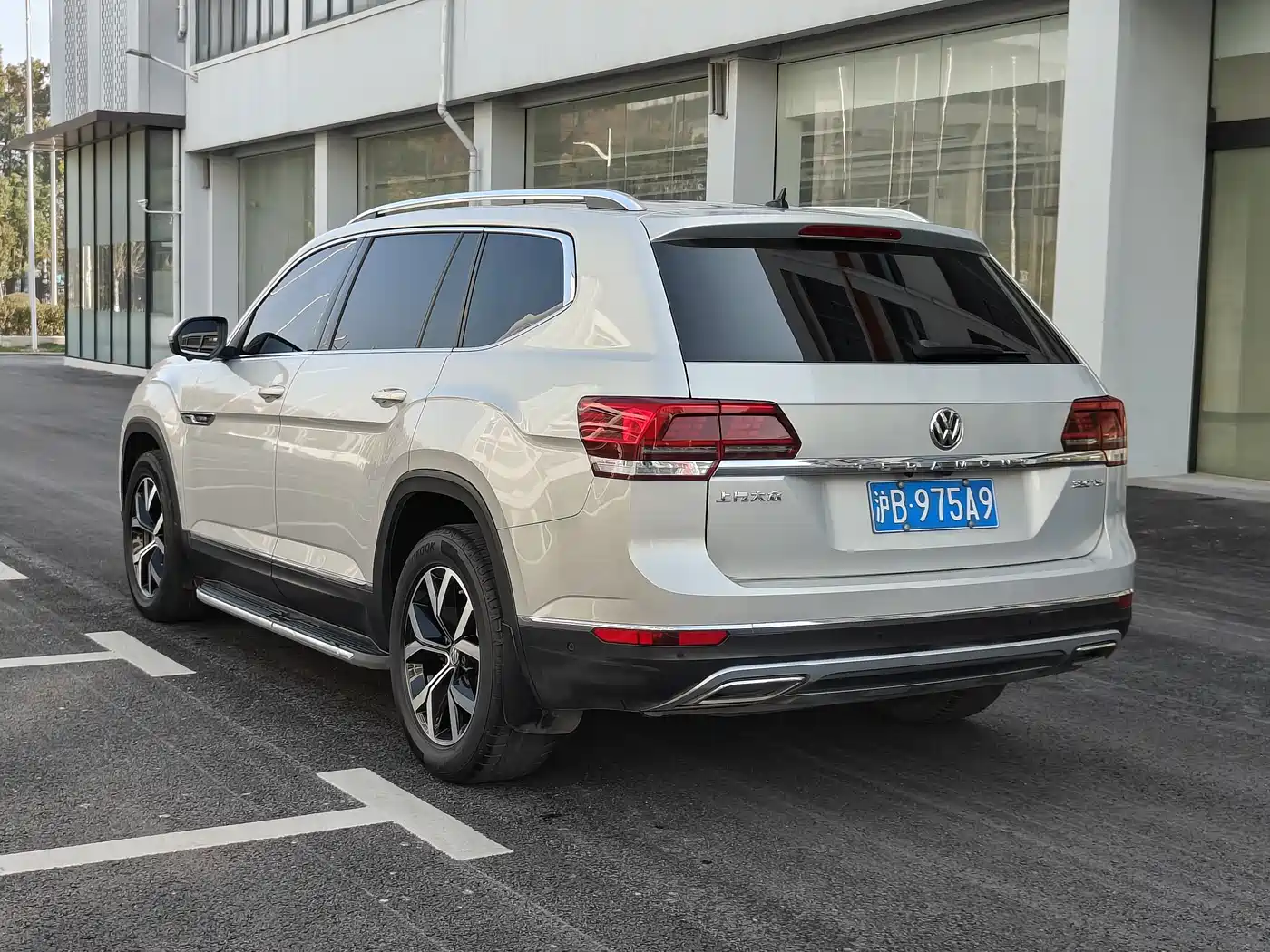 Volkswagen Teramont 2020 380TSI 4WD Luxury Edition China VI фото 7