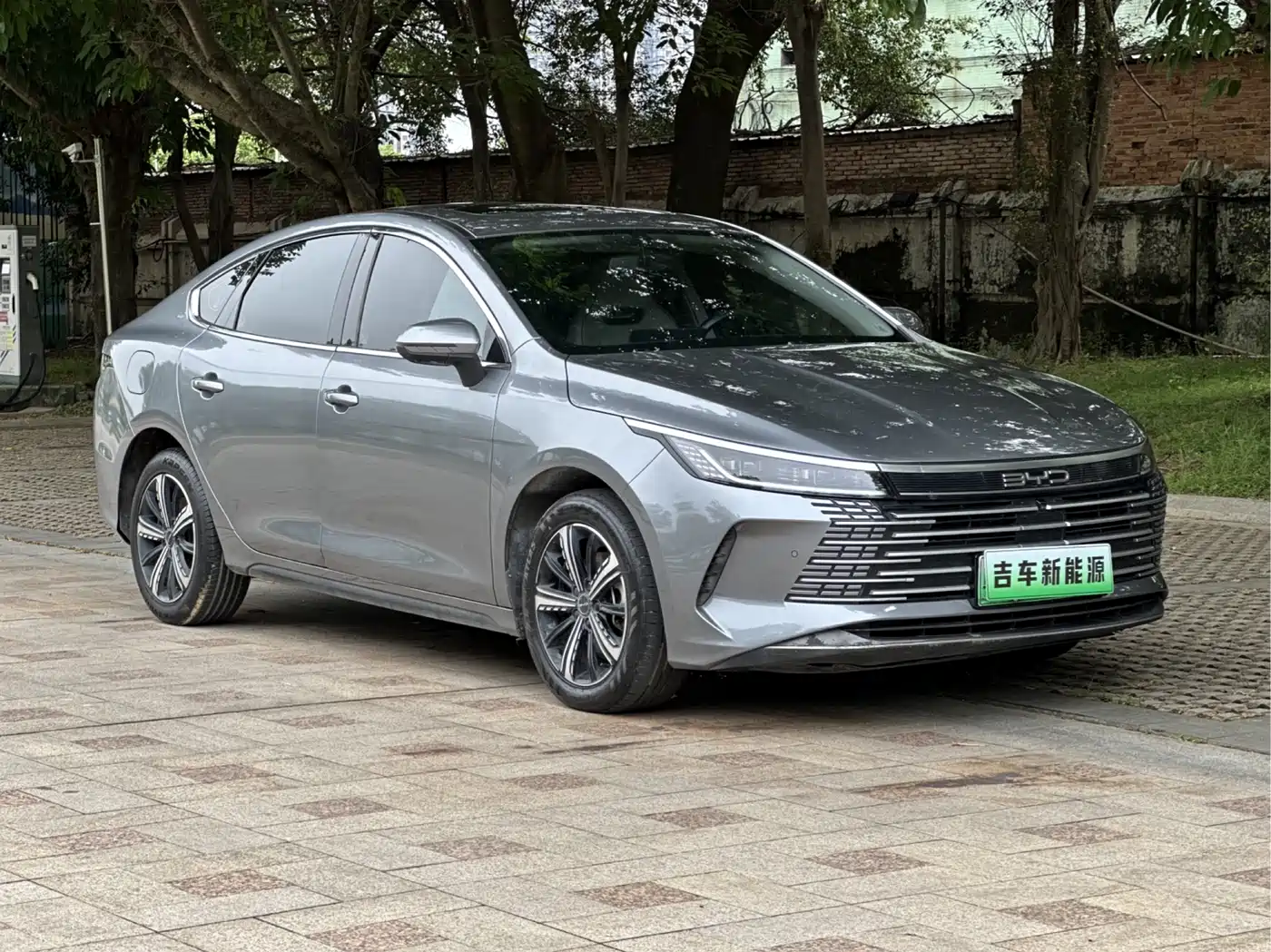 Фото 2 - BYD Destroyer 05