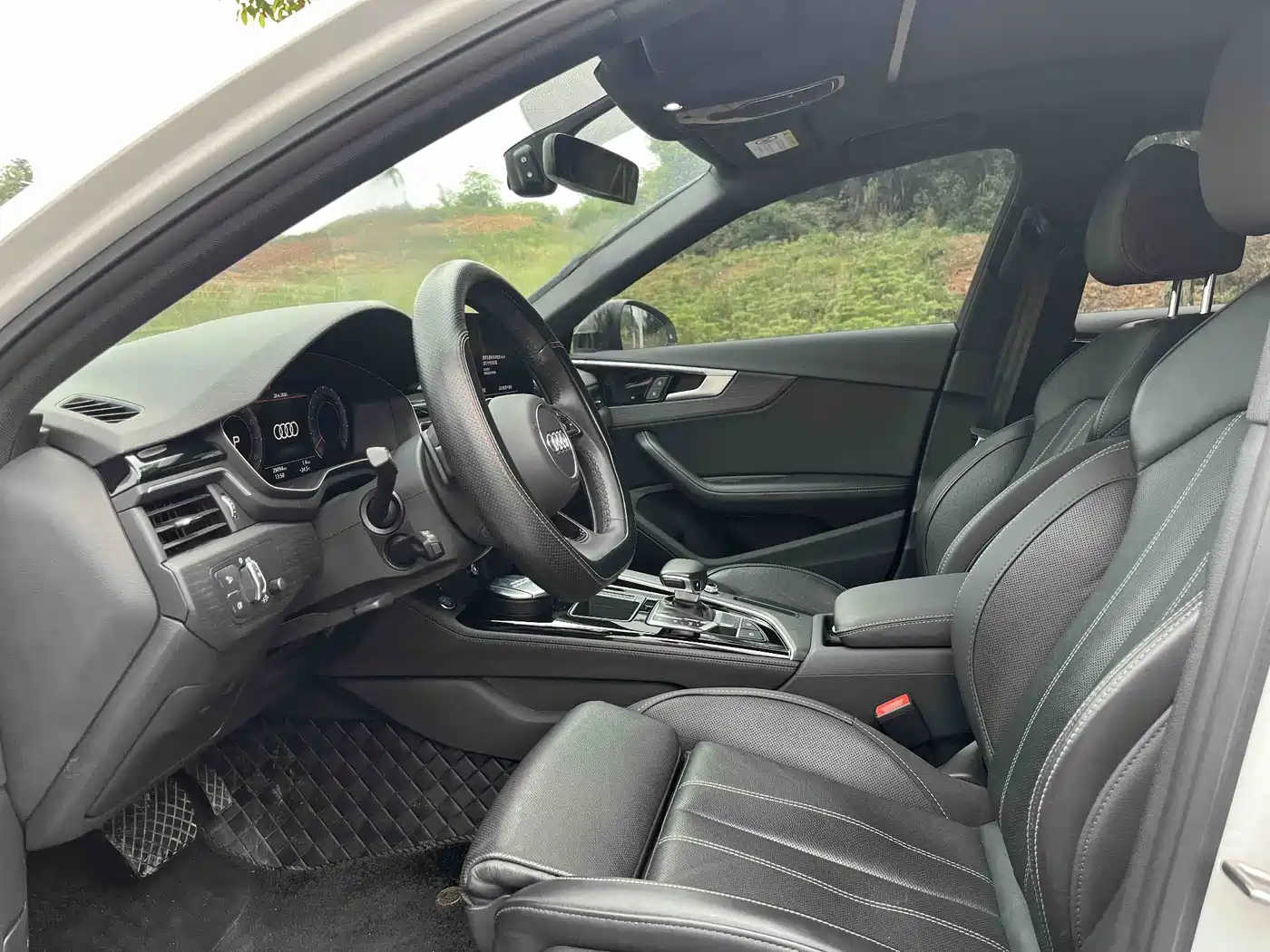 Audi A4L 2020 40 TFSI Fashion Dynamic Edition фото 7