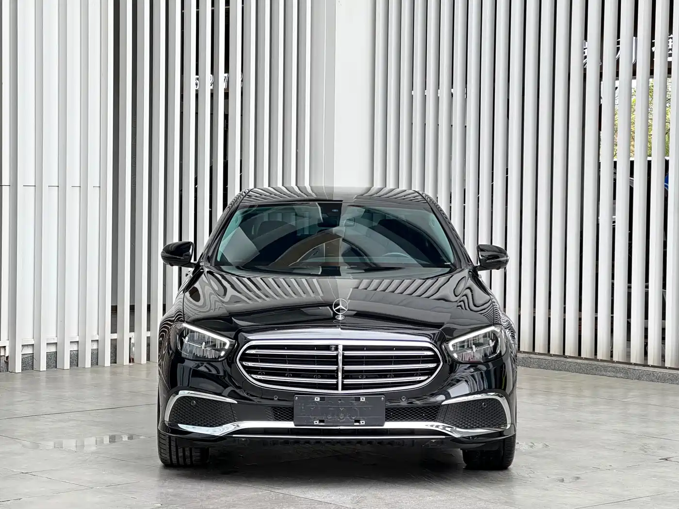  E CLASS