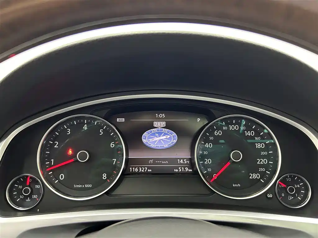 Volkswagen Touareg 2011 3.0TSI Premium фото 19