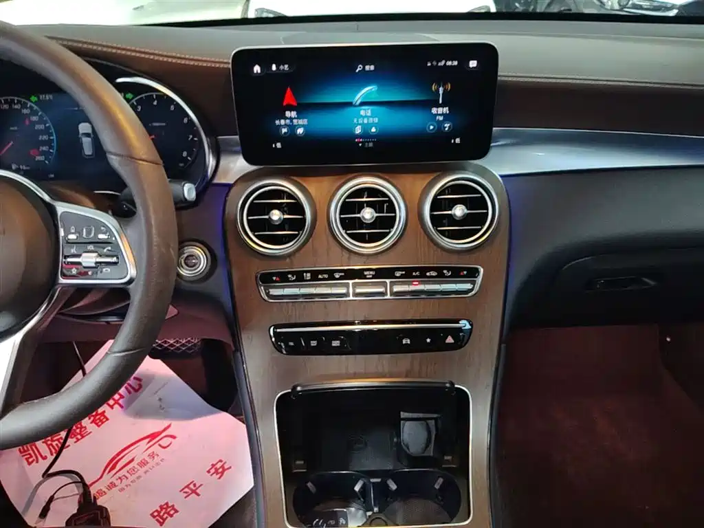 Mercedes-Benz GLC 2022 Facelift II GLC 260 L 4MATIC Luxury фото 13
