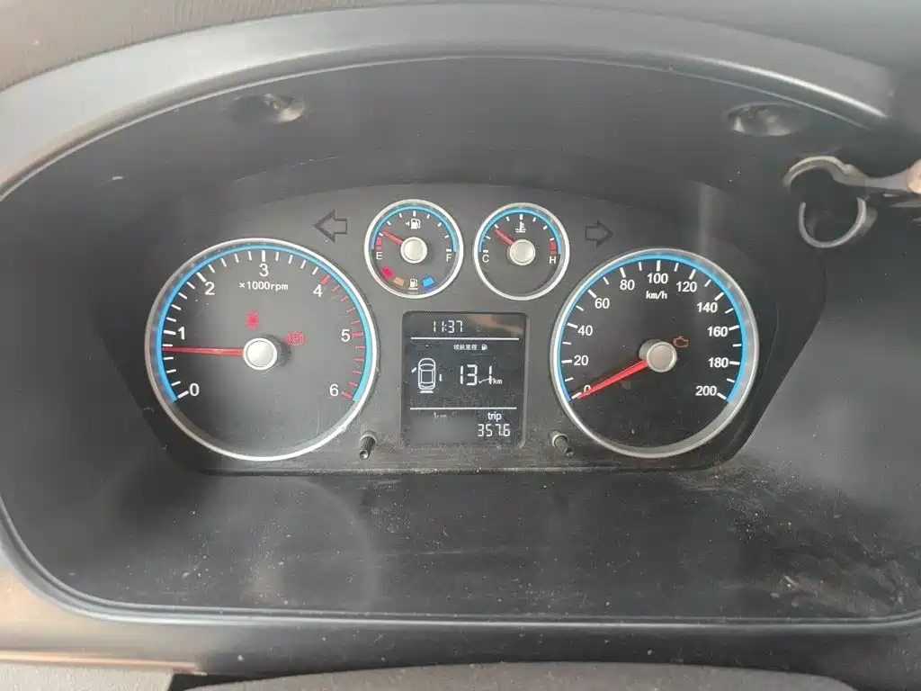 Foton Tuyano 2023 2022 2.0T Manual Jixiang Multi-Purpose Long Wheelbase Medium Roof Rear Single Tire 7/9-Seater 4F20TC3