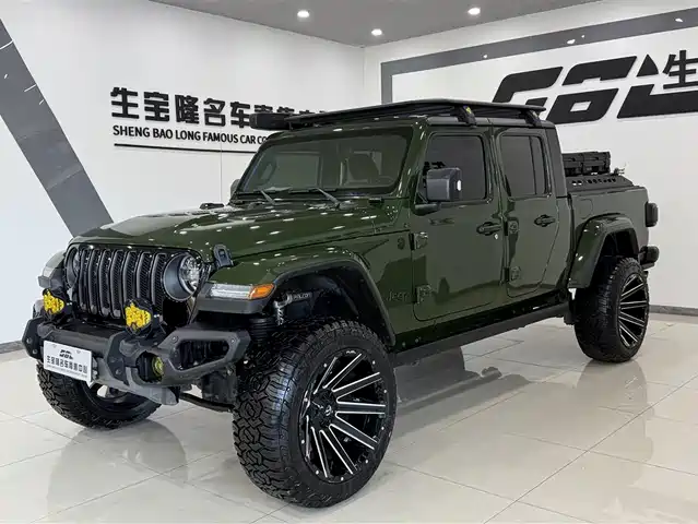  Jeep Gladiator 2023 3.6L Overland