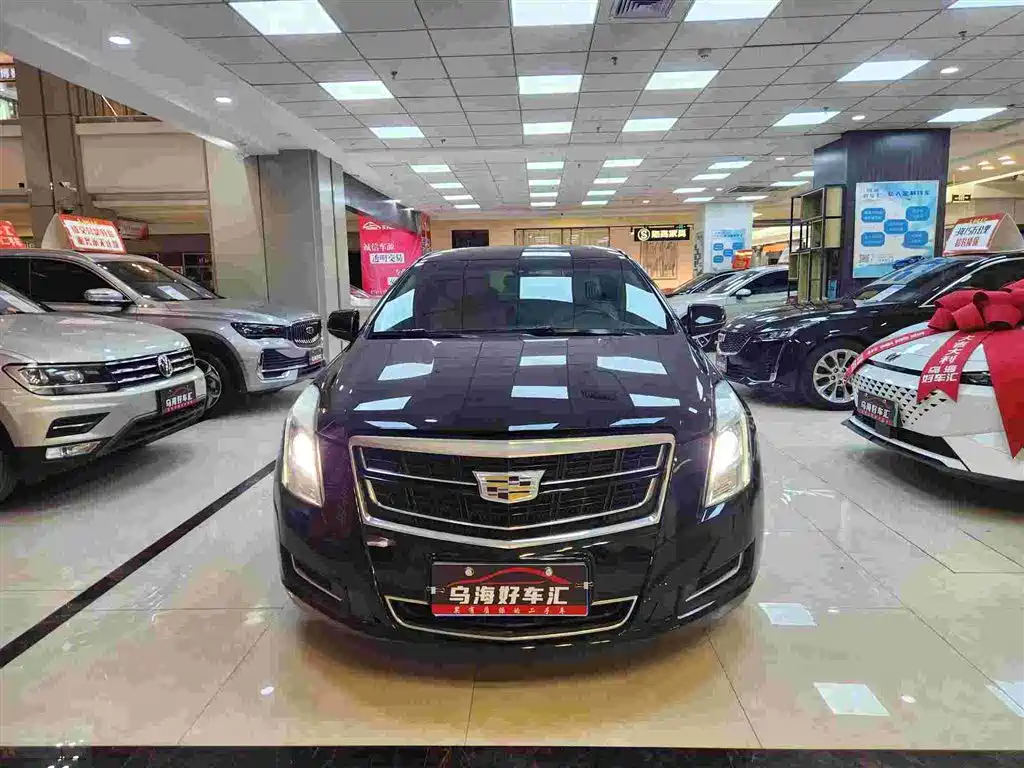 Photo 6 - Cadillac XTS