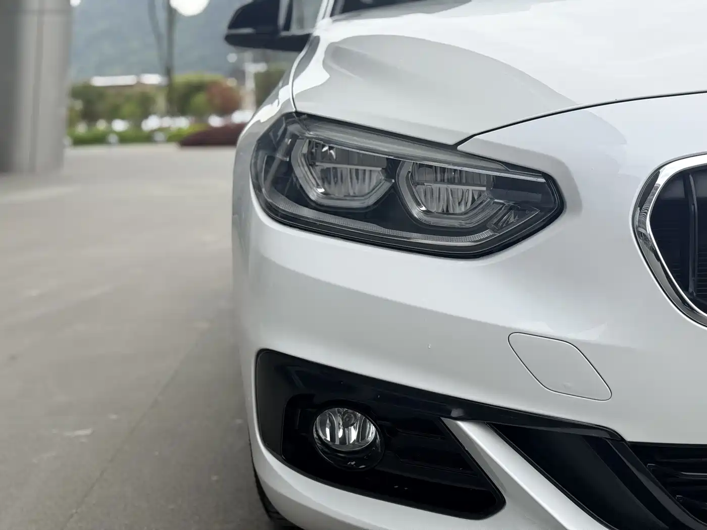 BMW 1 Series 2018 118i Sport Edition фото 8