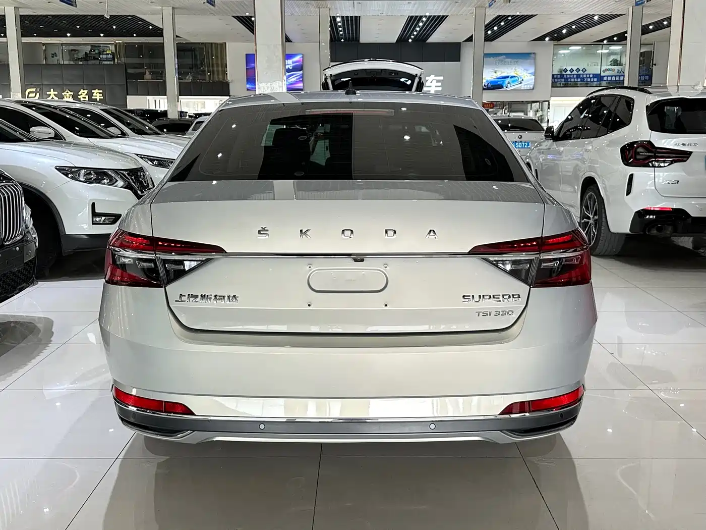 Škoda Superb 2019 TSI330 DSG Comfort Edition фото 8
