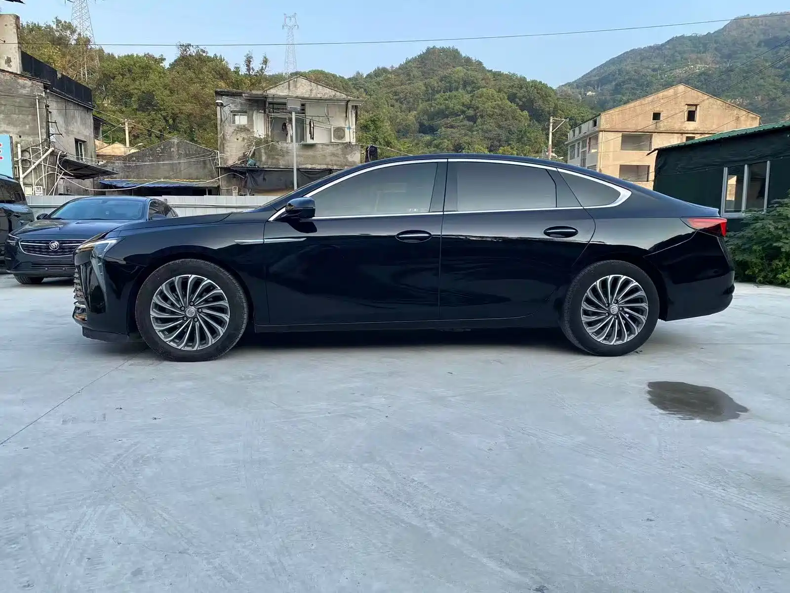 صورة 2 - Buick LaCrosse