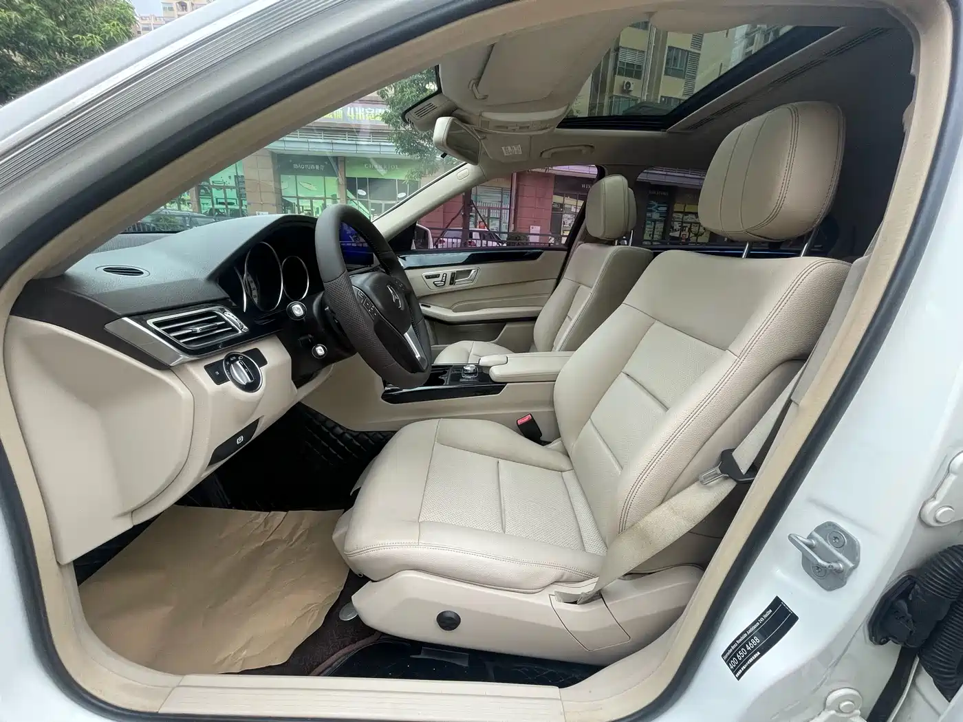 Mercedes-Benz E-Class 2014 E 260 L Sport фото 16