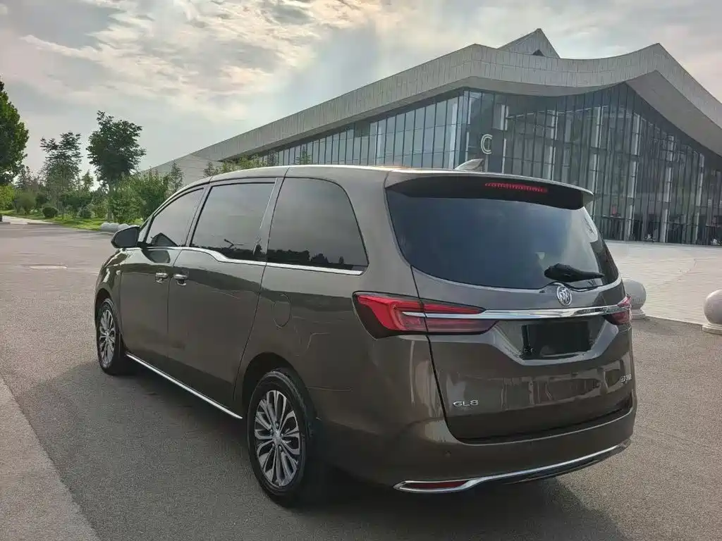 BUICK GL8