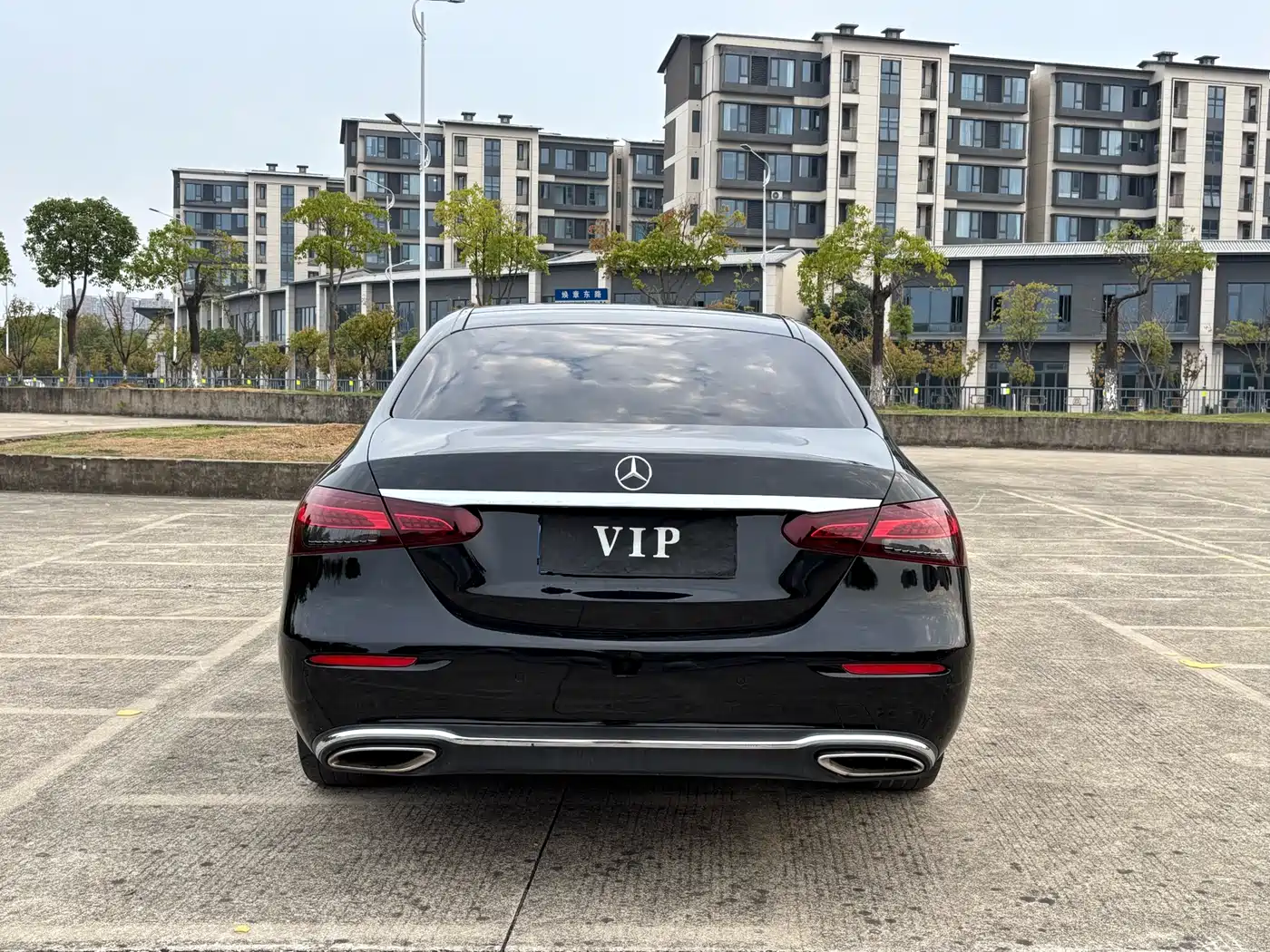 Mercedes-Benz E-Class 2018 E 200 L Sport фото 6