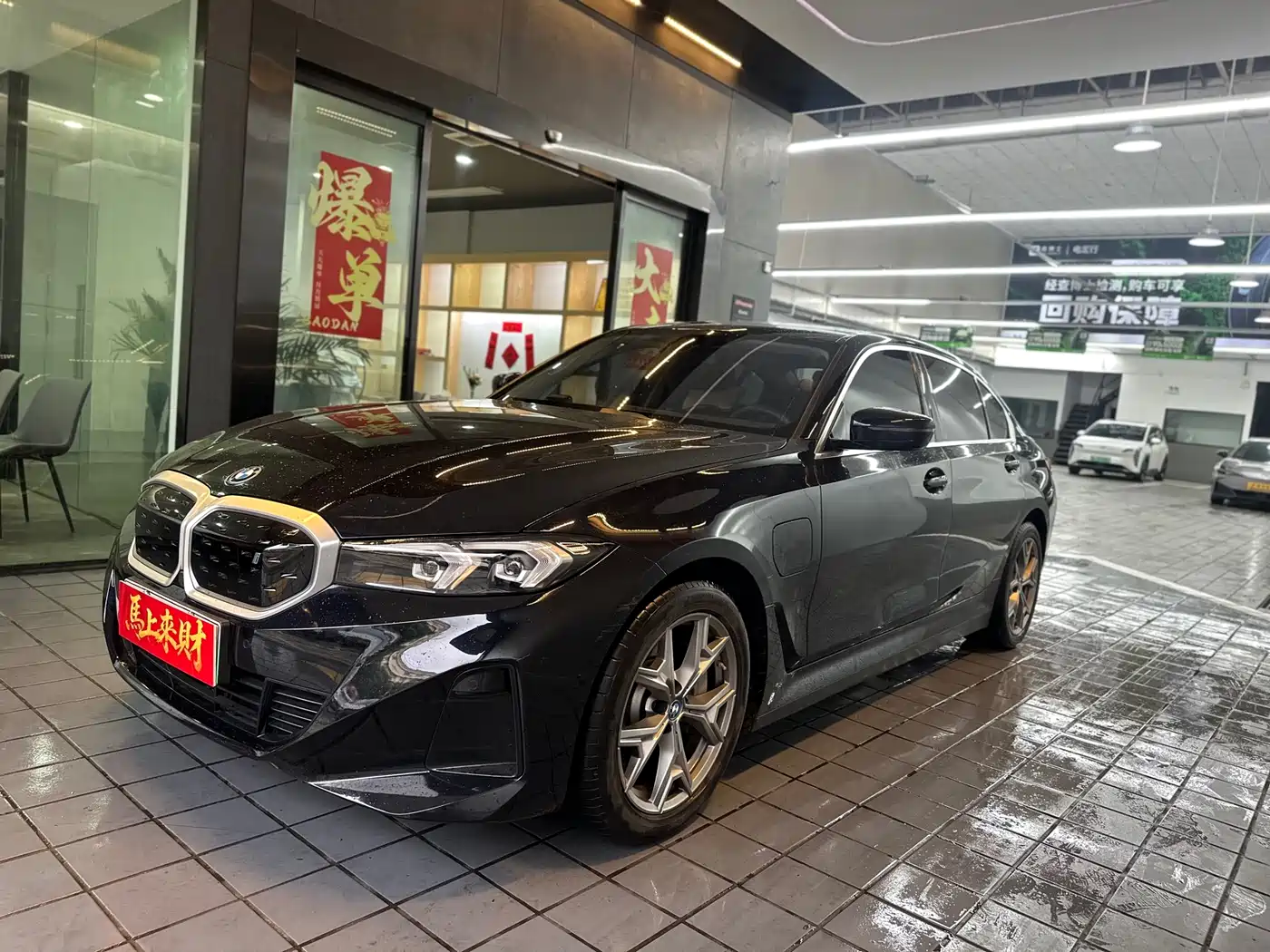 BMW i3 2024 eDrive 35 L