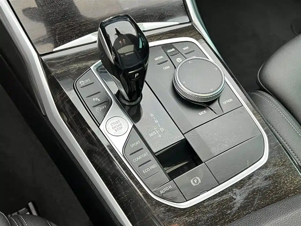 BMW 3 Series 2020 325Li M Sport Package фото 18