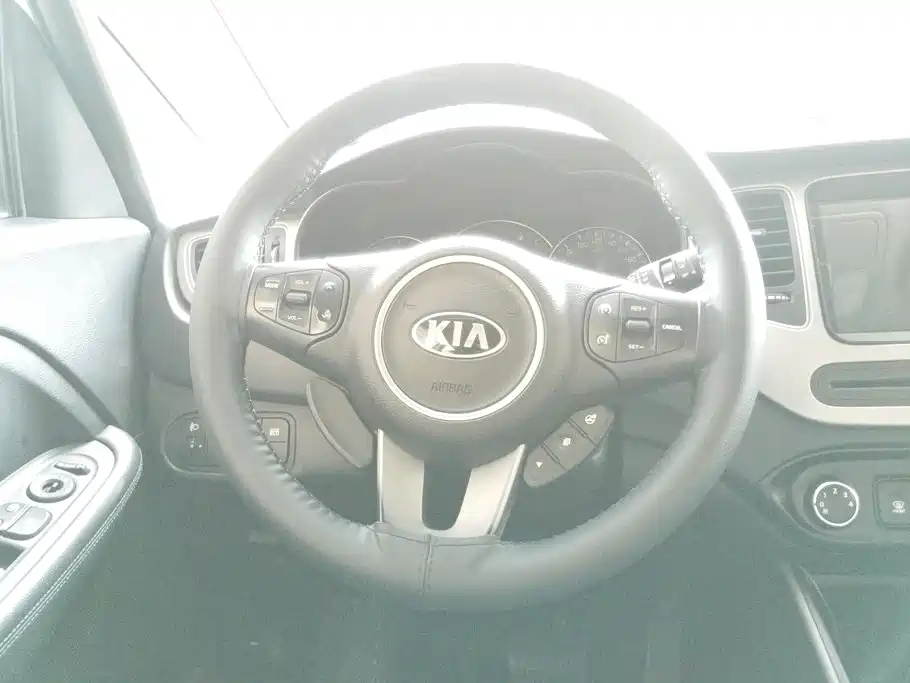 Kia Carens 2016 2013 2.0L 7-seat Auto Standard (China V)
