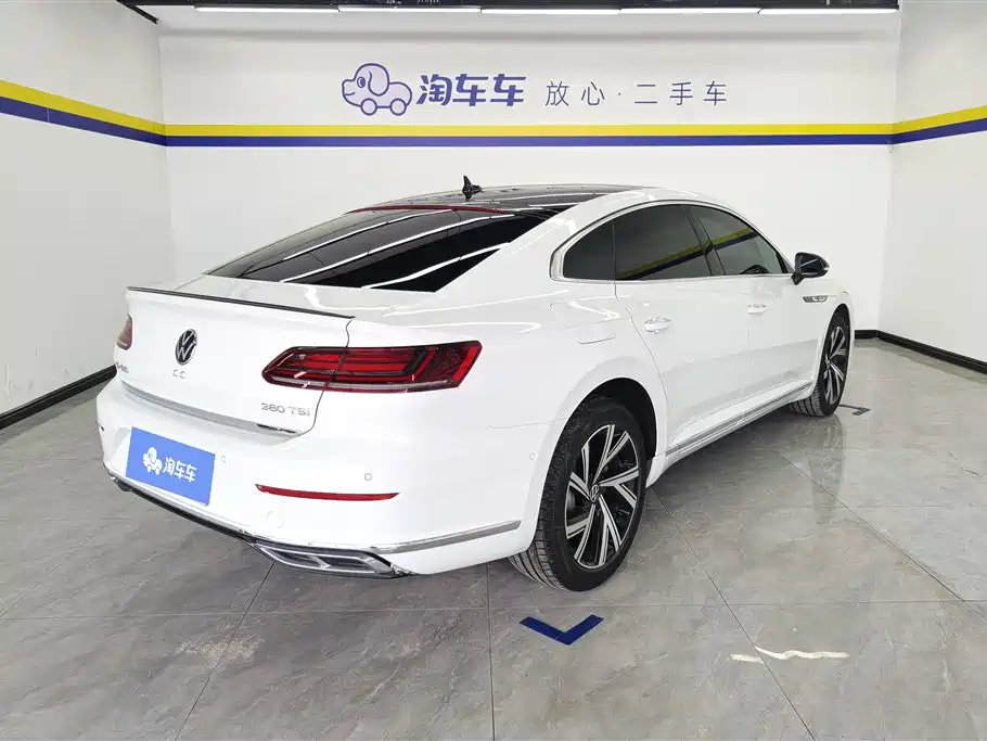 Volkswagen FAW-Volkswagen CC 2021 380TSI Eye-catching Edition фото 3