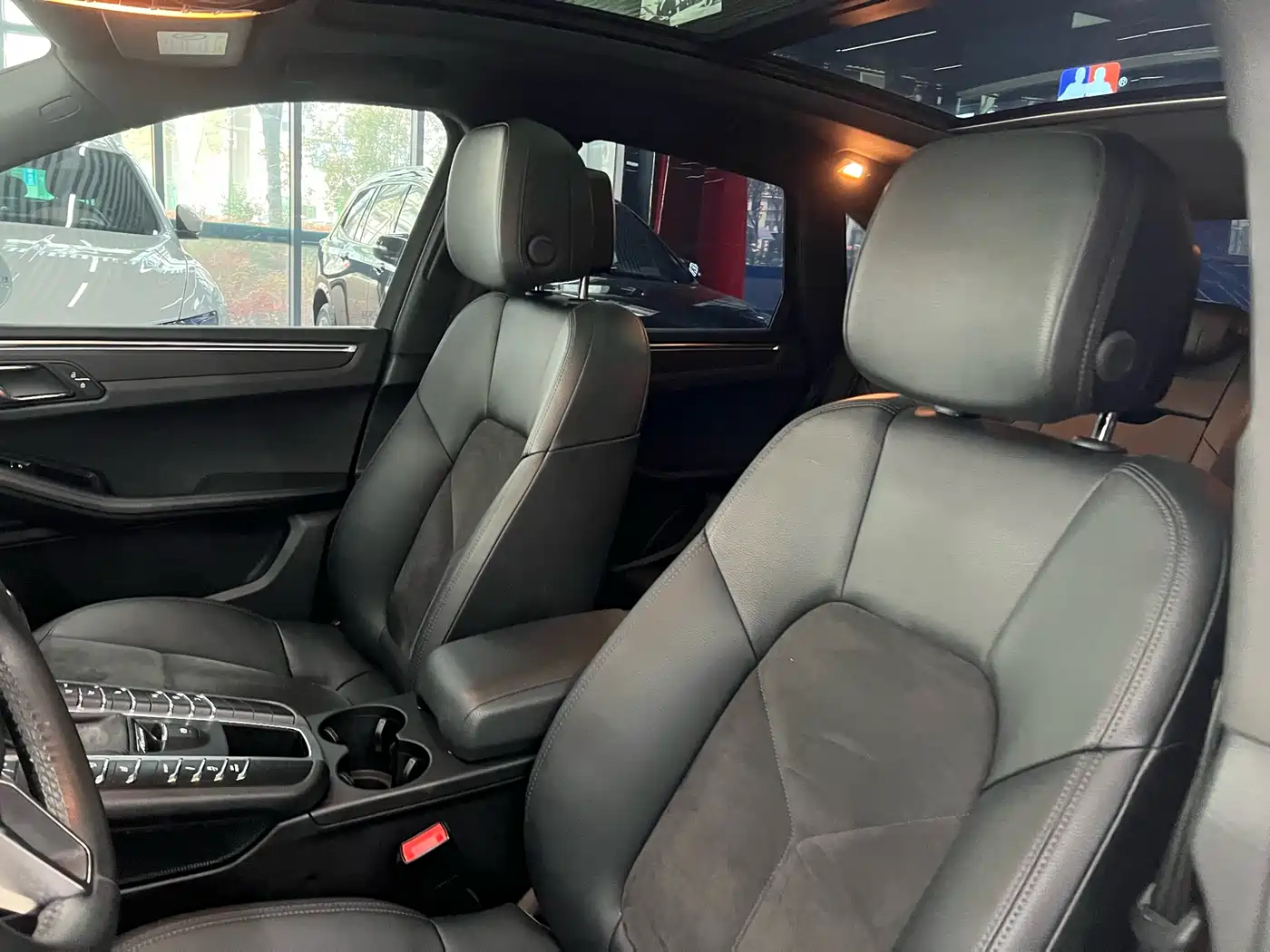 Porsche Macan 2020 Macan 2.0T фото 11