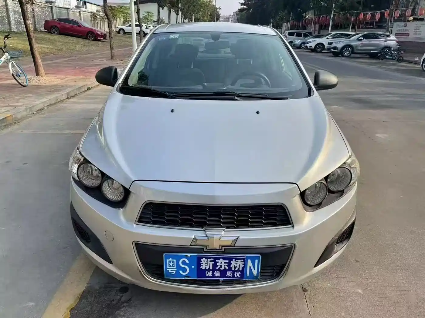 Chevrolet Aveo 2012 2011 Sedan 1.4L AT SL