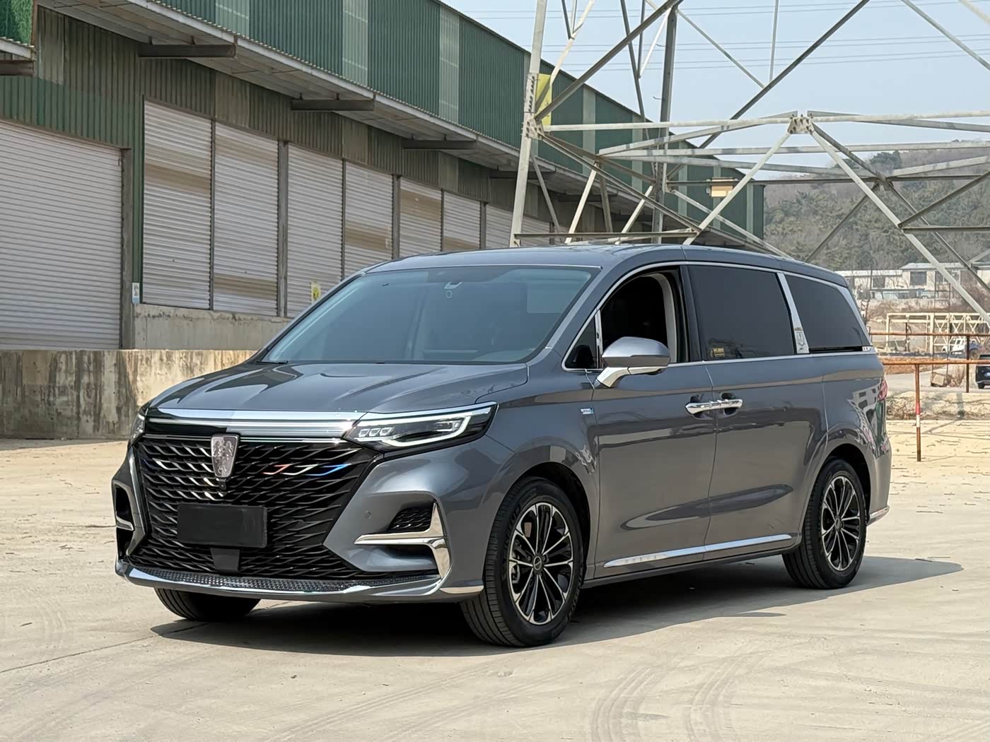 Roewe iMAX8