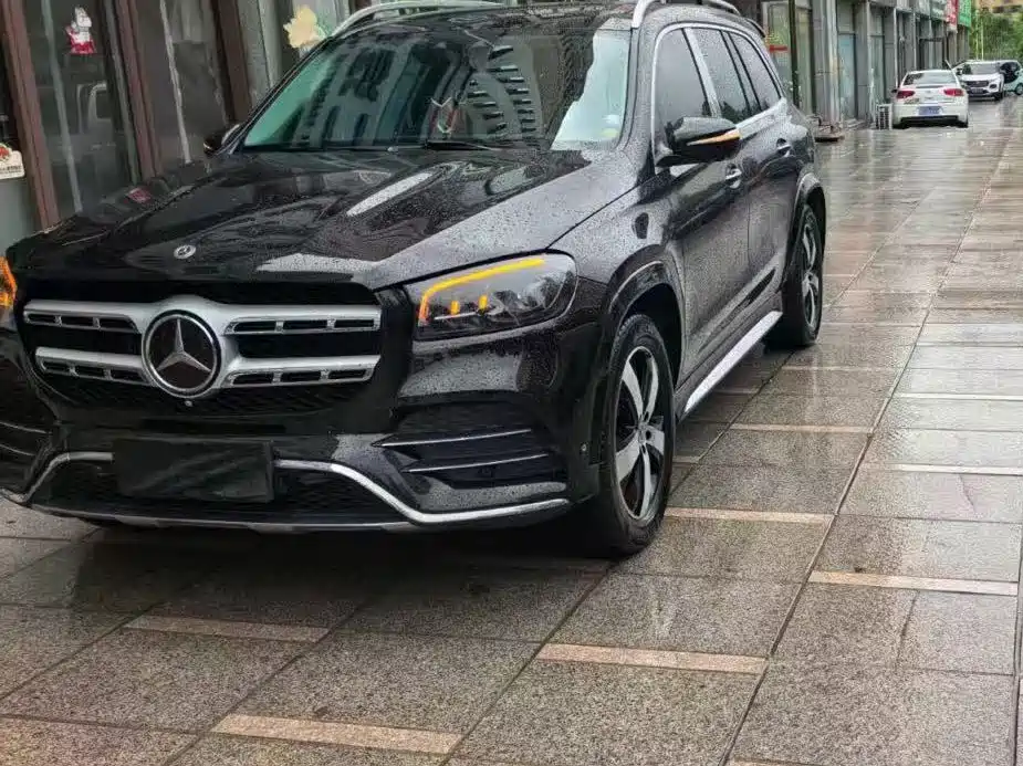 MERCEDES-BENZ GLS