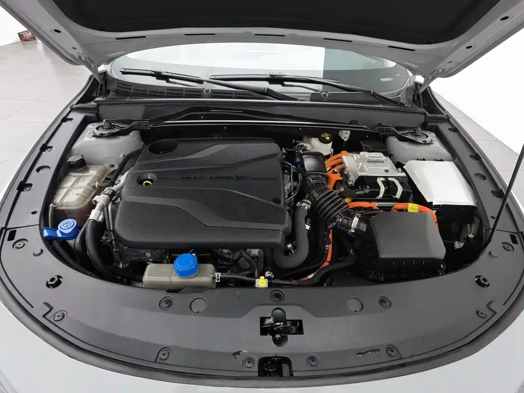 Changan UNI-V iDD 2023 2023 ZhiDian iDD 1.5T 113km Smart Fun Edition