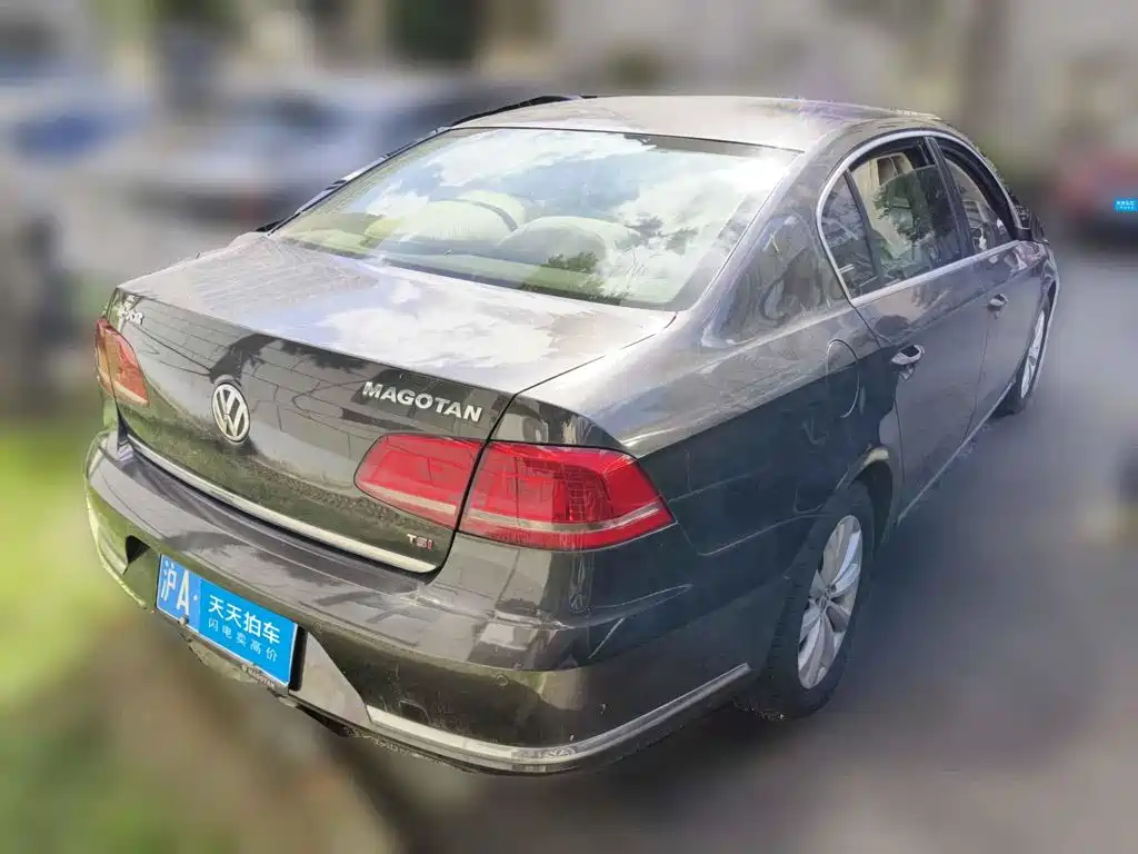 Volkswagen Magotan 2012 2012 Facelift 1.8TSI Leading