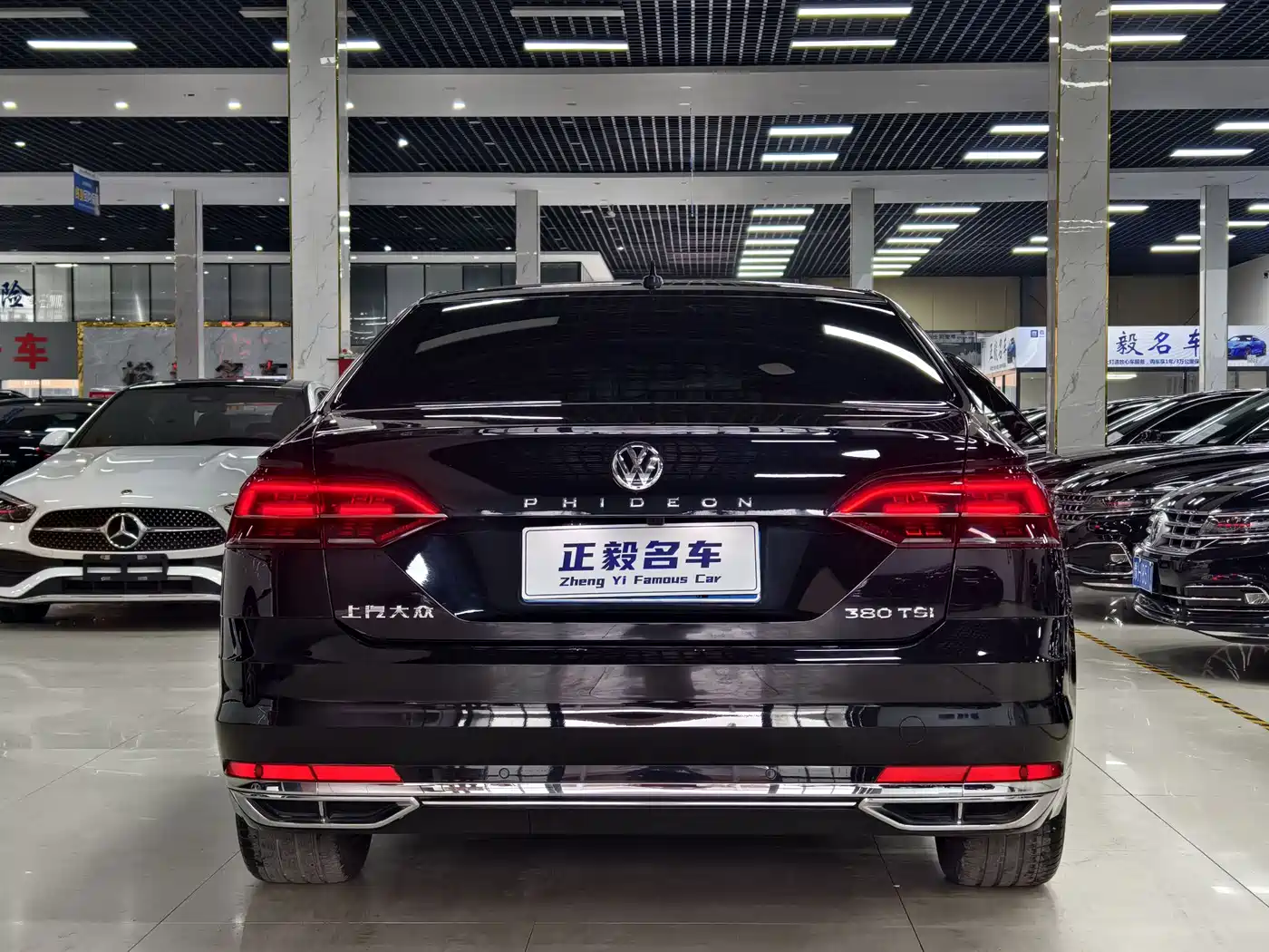 Volkswagen Phideon 2018 Facelift 380TSI FWD Flagship фото 16