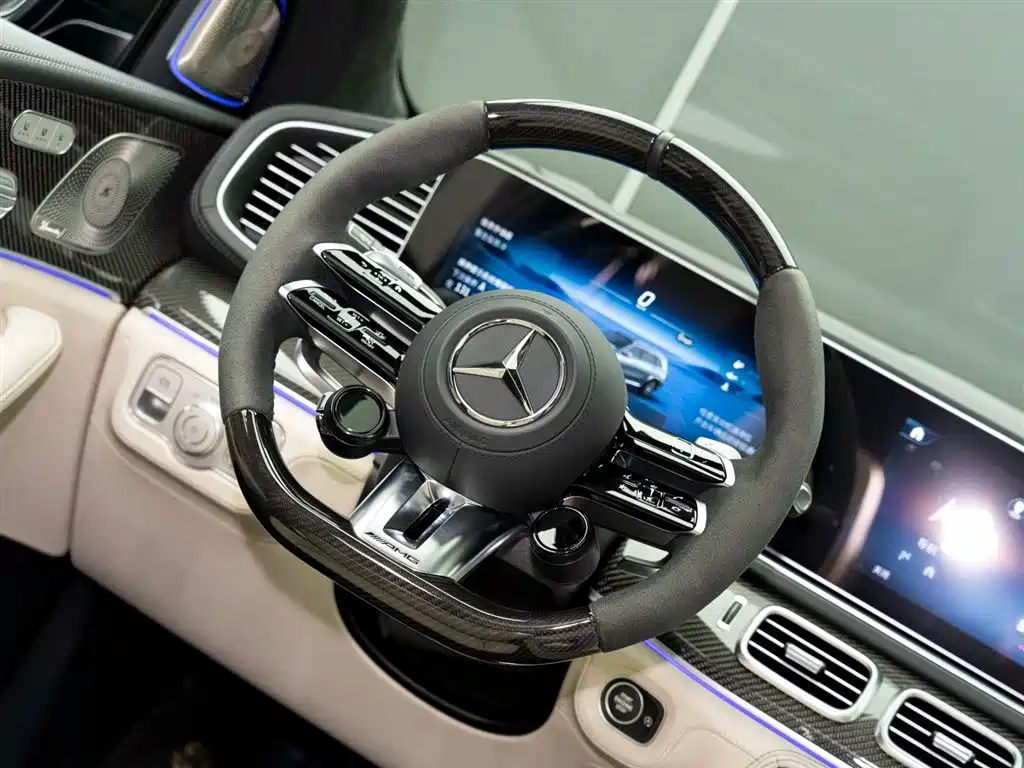 Mercedes-Benz GLS AMG 2024 AMG GLS 63 4MATIC+ фото 13