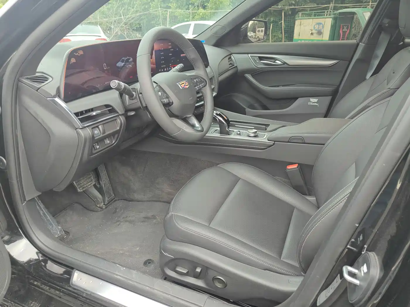 Cadillac CT5 2025 Model 28T Urban Sport Edition фото 6