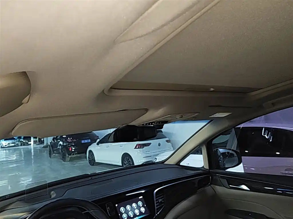 Buick GL8 2017 ES 28T Flagship China V фото 18