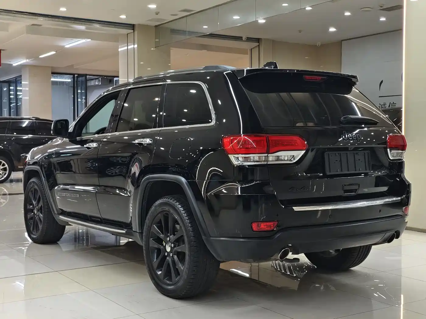 Jeep Grand Cherokee (Import) 2019 2017 3.0L Comfort Navigation Edition