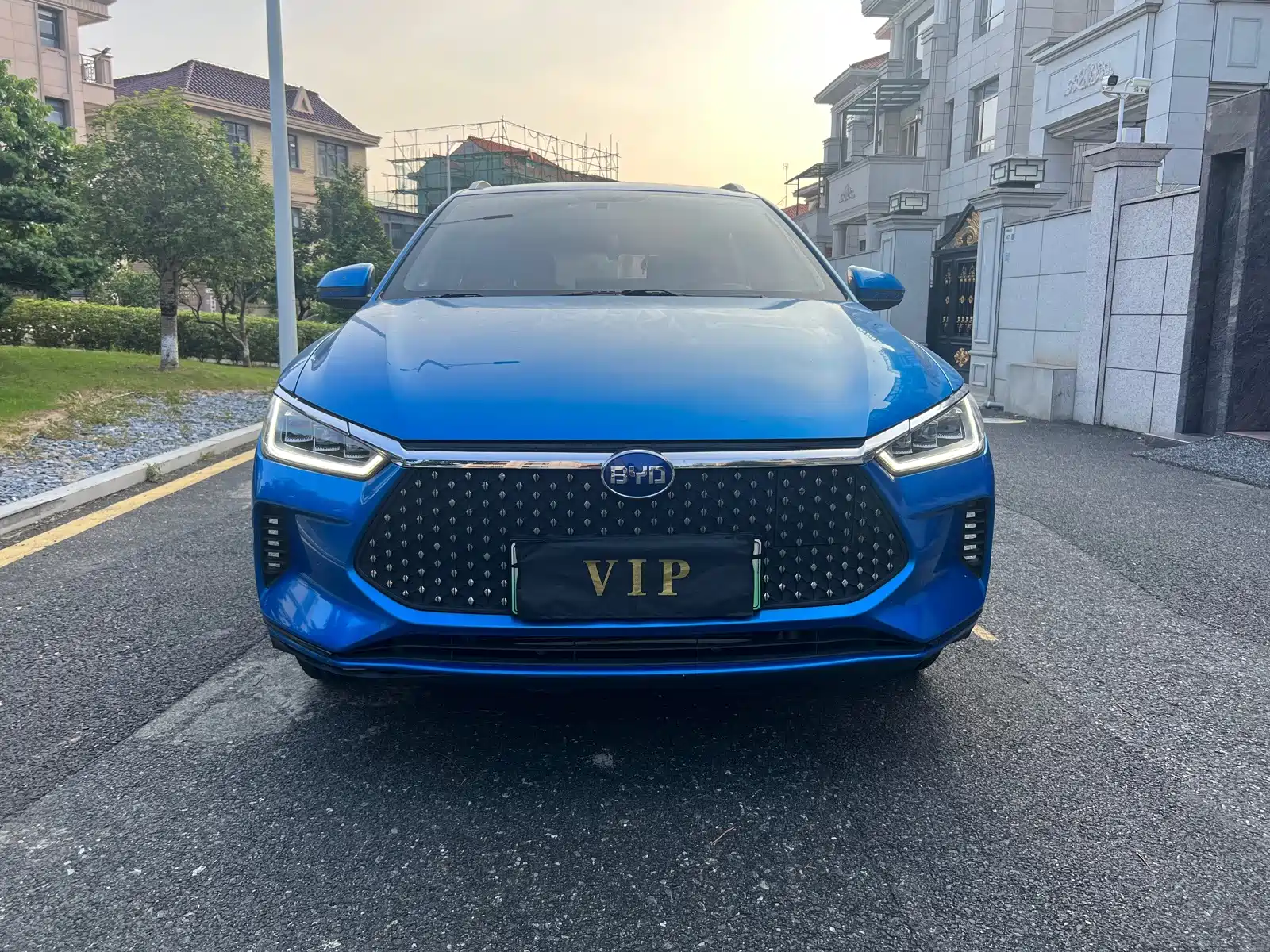 Фото 3 - BYD e2