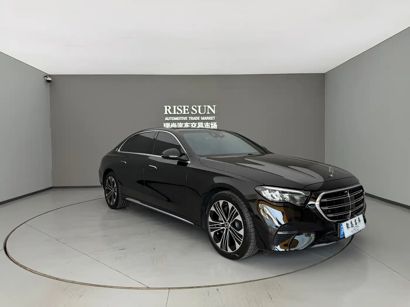 Mercedes-Benz E-Class 2025 Facelift E 300 L Luxury фото 3