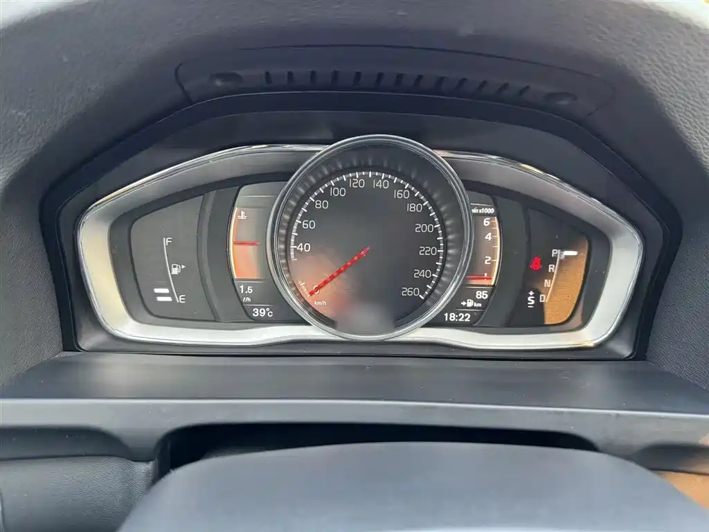 Volvo V60 2018 2017 Cross Country T5 AWD China V