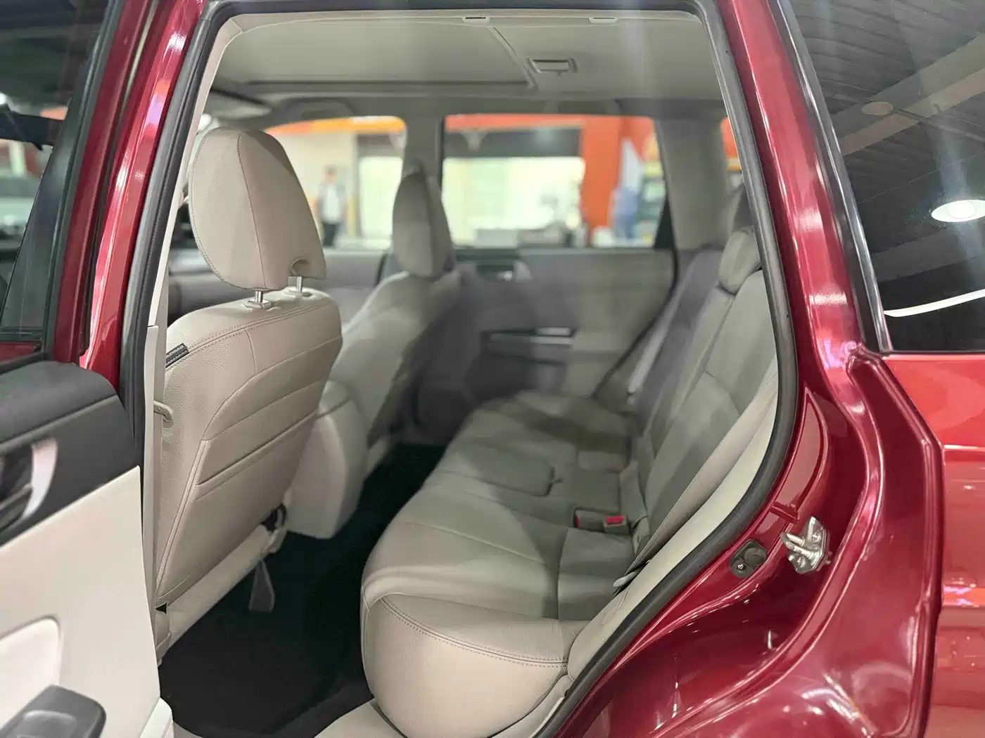 Subaru Forester 2011 2.5XS Automatic Luxury Edition фото 16