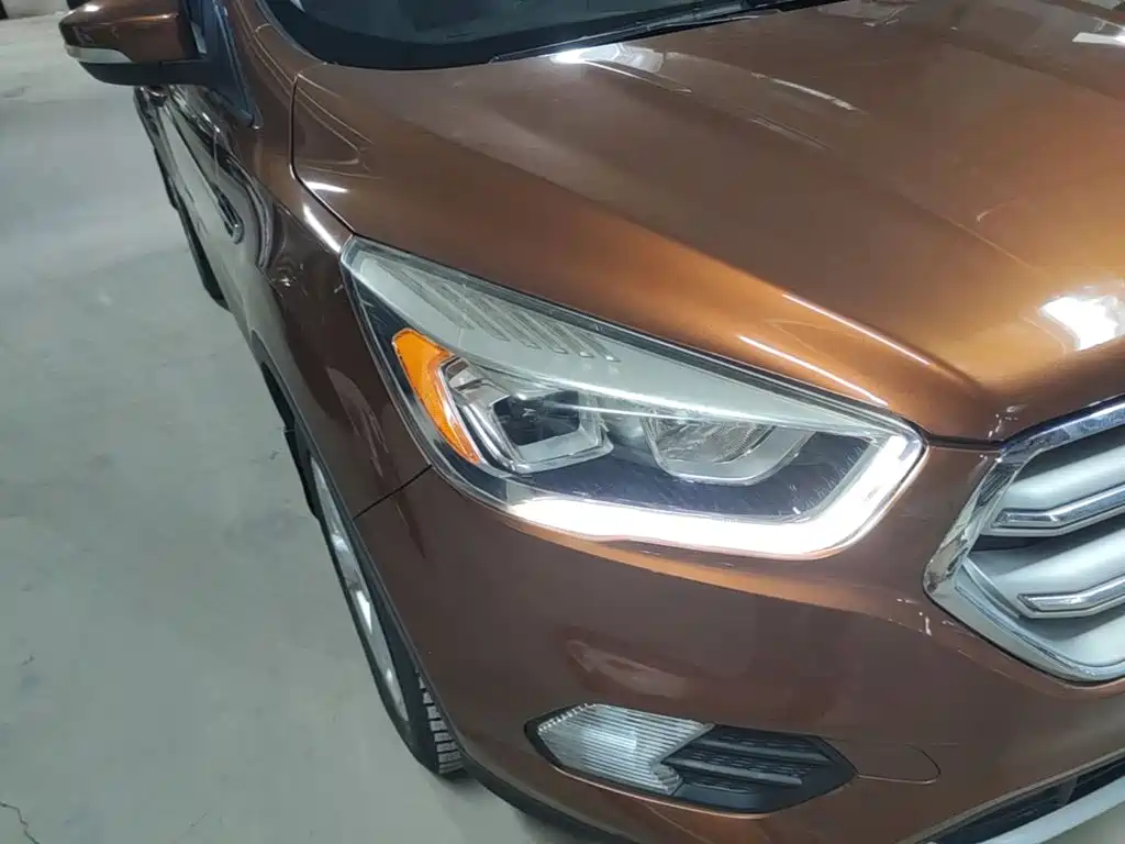 Photo 9 - Ford Kuga