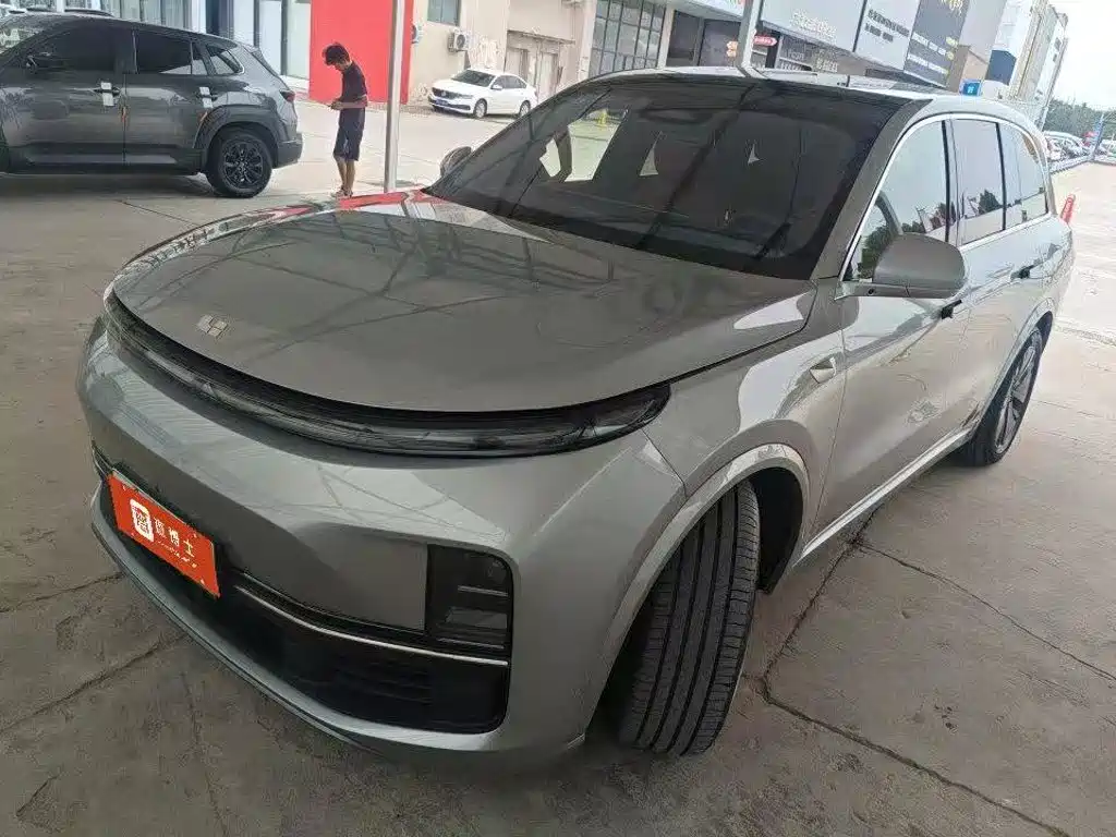 Li Auto L8 2024