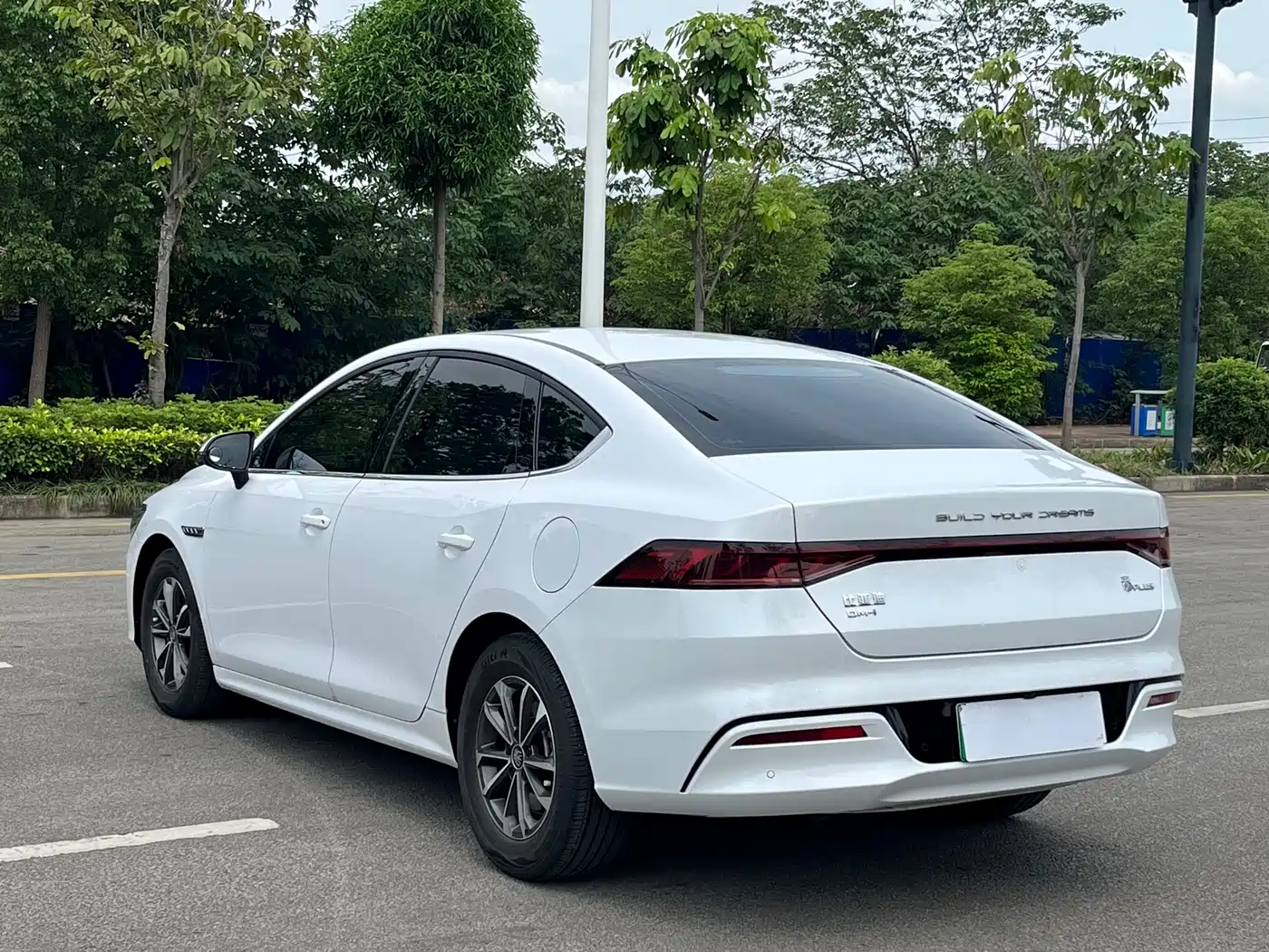 BYD Qin PLUS 2021 DM-i 120KM Premium фото 12