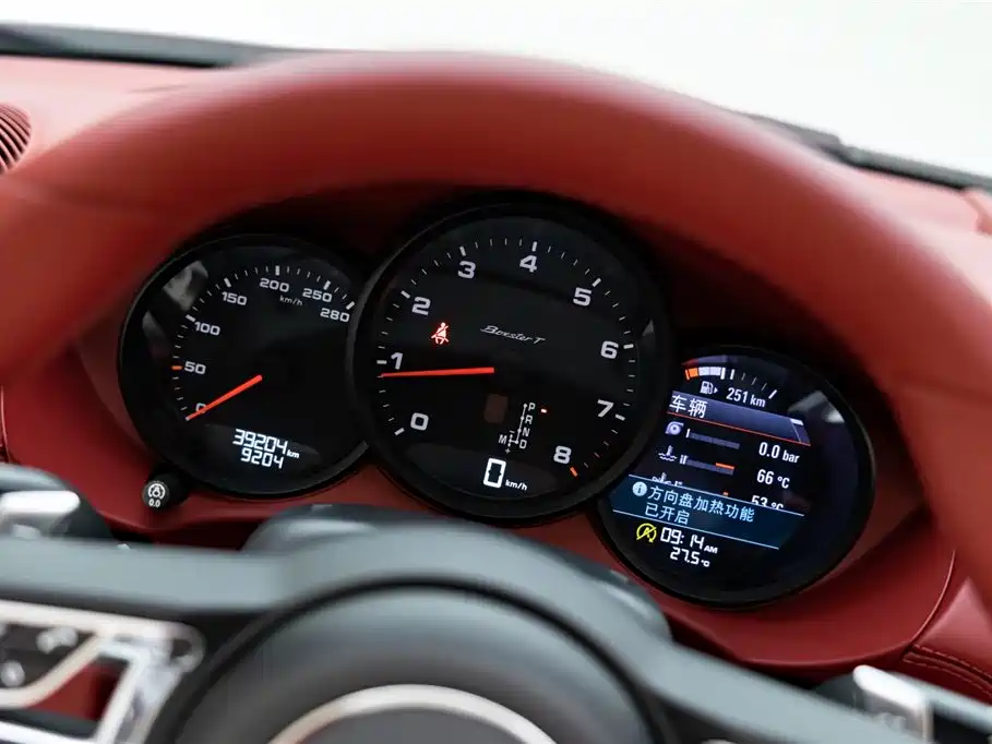 PORSCHE 718