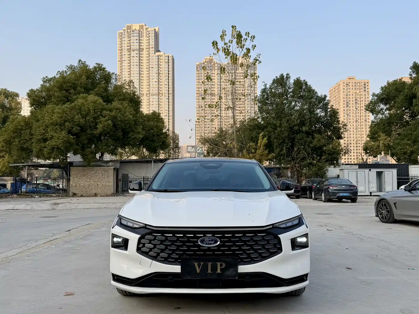 FORD MONDEO