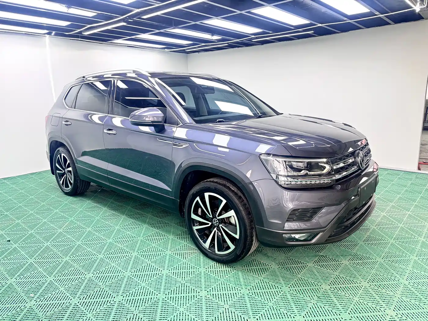 Volkswagen Tharu 2021 Model 280TSI 2WD Luxury Edition фото 3